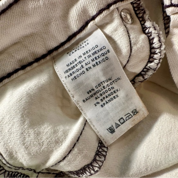 True Religion ‘Skinny Plum’ Skinny Jeans in “Gold Fishnet Scales Print” Size 29 - Picture 4 of 15